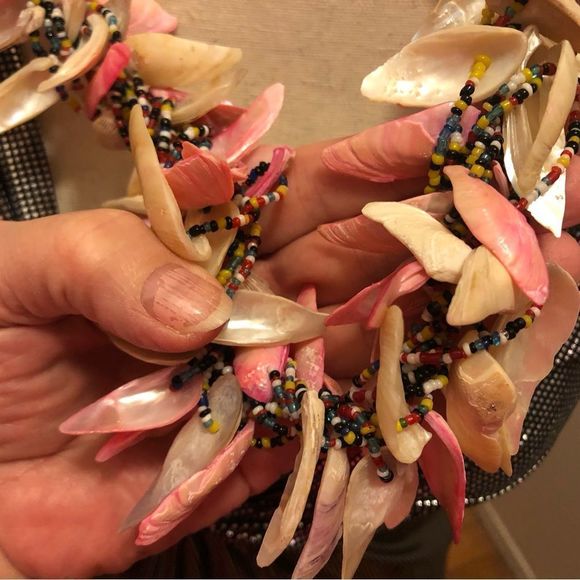 Chunky shell and seed bead one of a kind 24” necklace - Picture 3 of 10